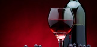 Studimet tregojne se një gotë verë e kuqe është e barabartë me një orë stërvitje në palestër
