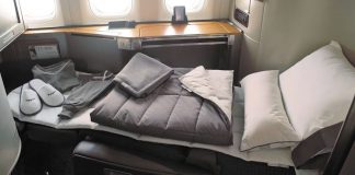 American Airlines bashkohet me Casper për të ofruar një produkt të ri fjetje në fluturim