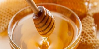 Mbaje mjaltin larg nga bebet: Rreziku i infektimeve bakteriale që mund të çojë në vdekje