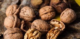 Ushqimet e pasura që ndihmojnë në detoksifikimin e mëlçisë tuaj.