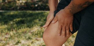 Si të njohim dhe zvogëlojmë mbajtjen e ujit në trupin tonë.