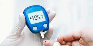 Pacientët që përjetojnë izolim social janë më të rrezikuar nga ndërlikimet e sëmundjes së diabetit
